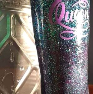 Detail cups hat shirt and more